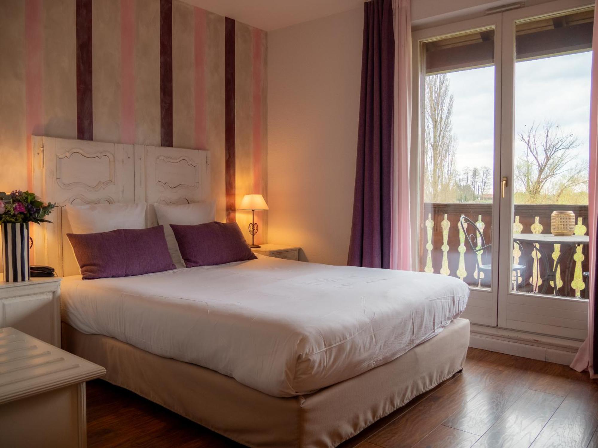Hotel Restaurant Verger Des Chateaux, Route Des Vins Haut-Koenigsbourg Dieffenthal Bagian luar foto